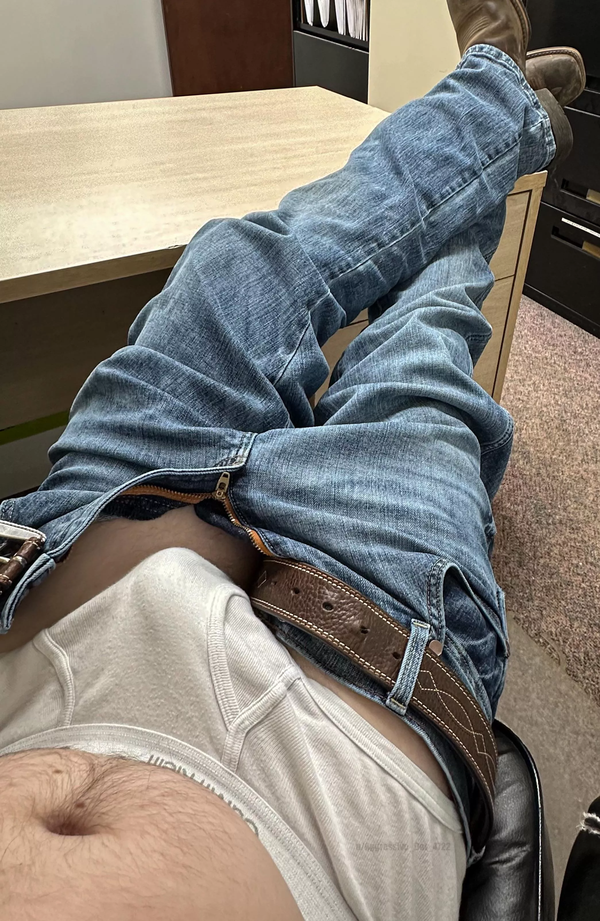 Taking advantage of an empty office 