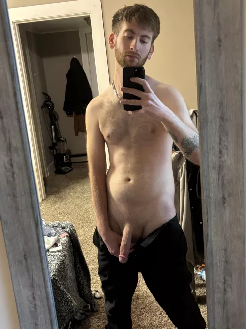 Yall mind if he hangs out here 