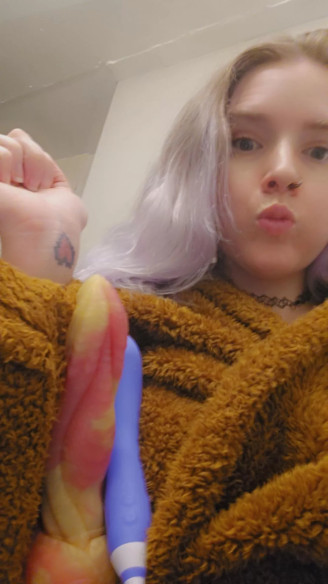 You know what time it is! (Orochi med bad dragon, loveense clit and vibrator)