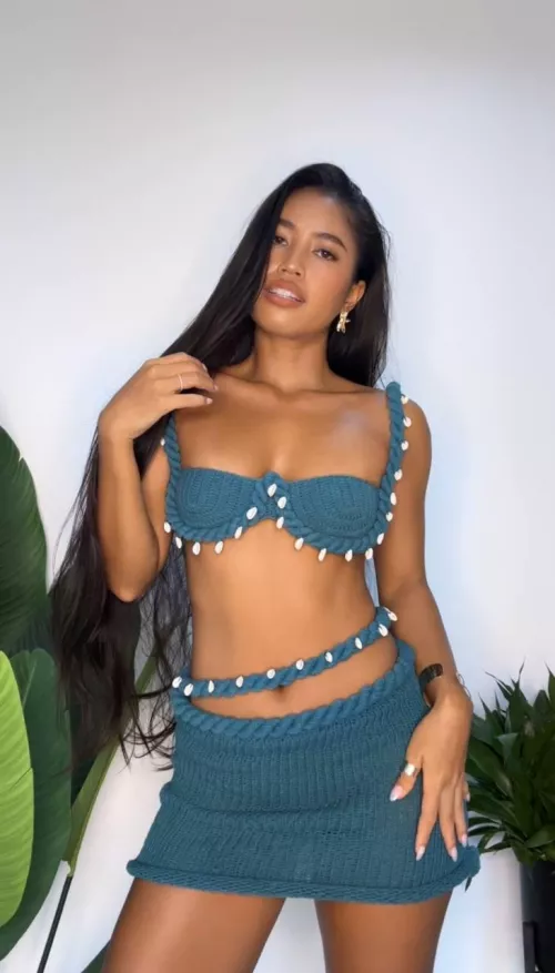 cam girl who likes to share my orgasms 