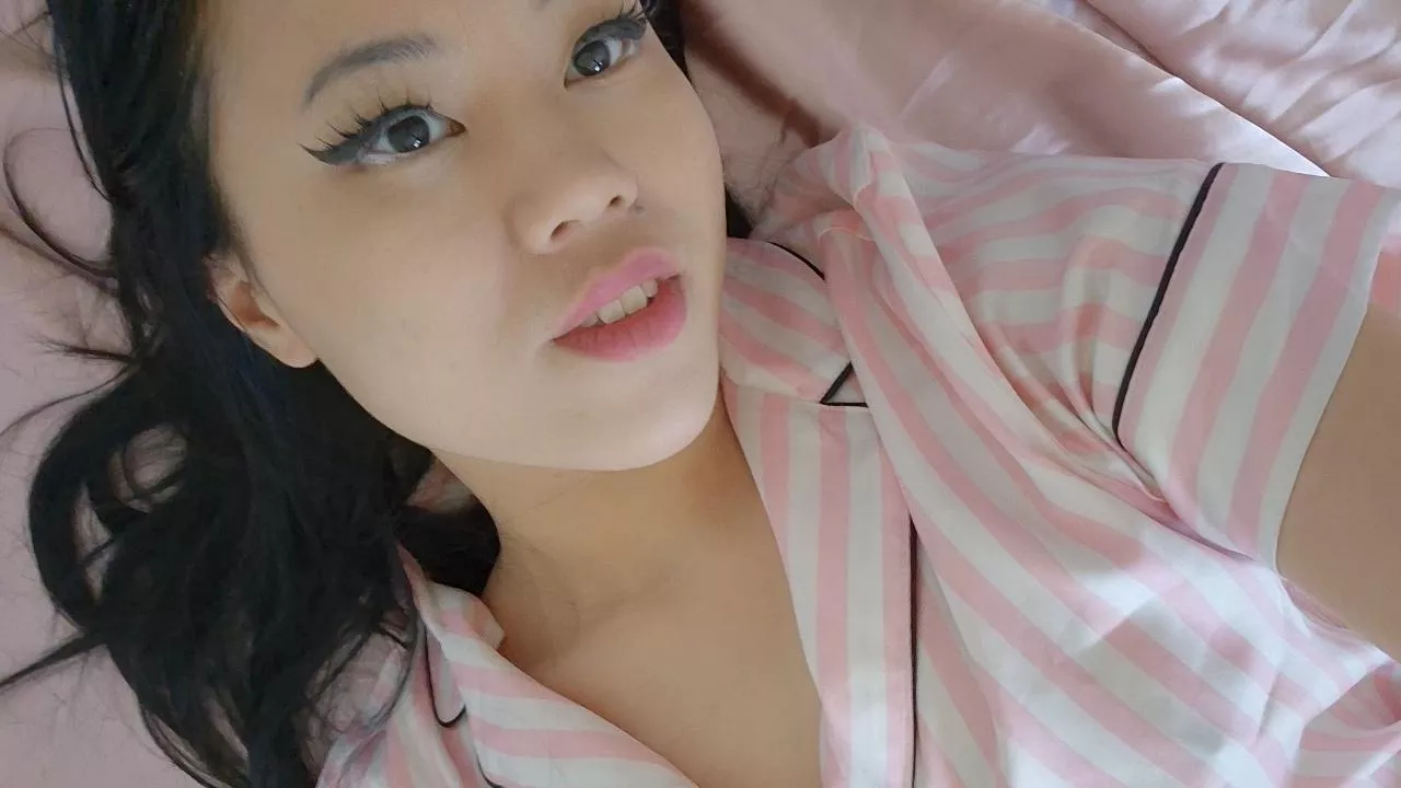 This is the type of morning text you receive