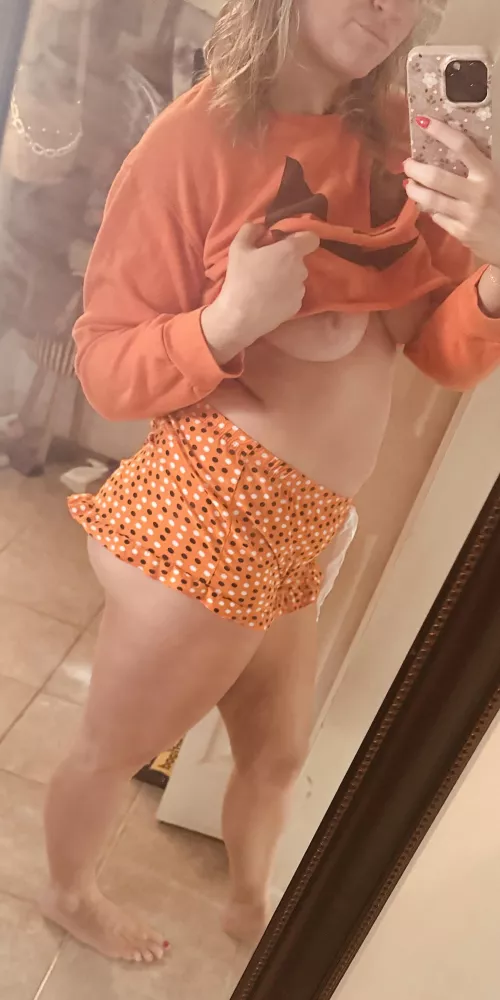 Don’t need a bra under a sweatshirt 