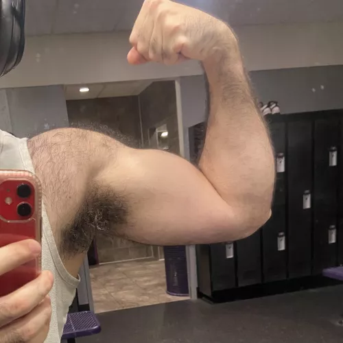 Get your fucking face in there you little queer