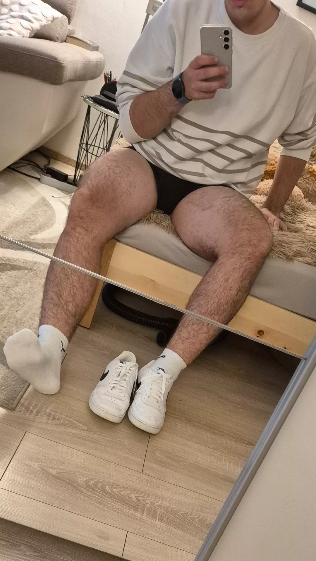 Hairy legs and smelly feet (19) 