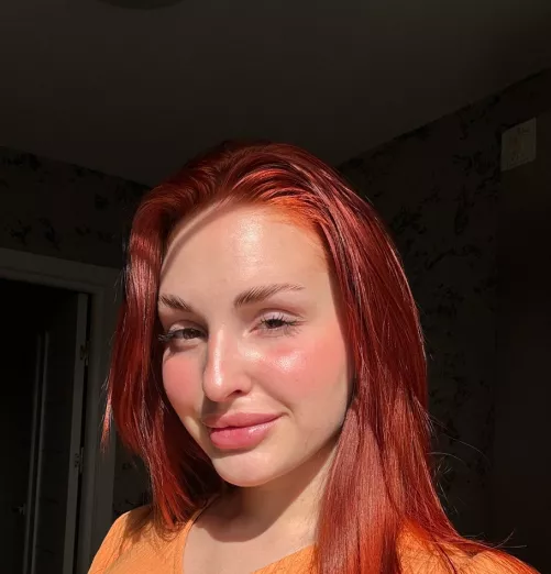 imagine banging this young ginger every day))