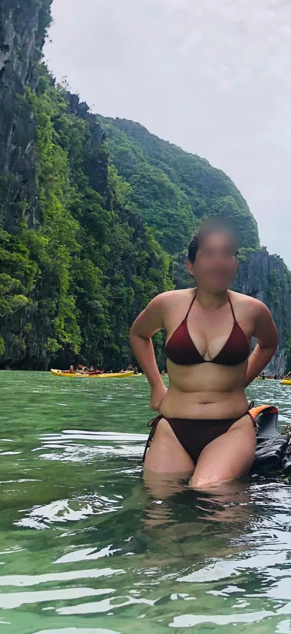 Is she fuckworthy ? Will you tribute her ?