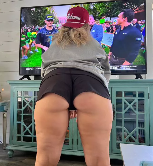 It’s Gameday my friend! 