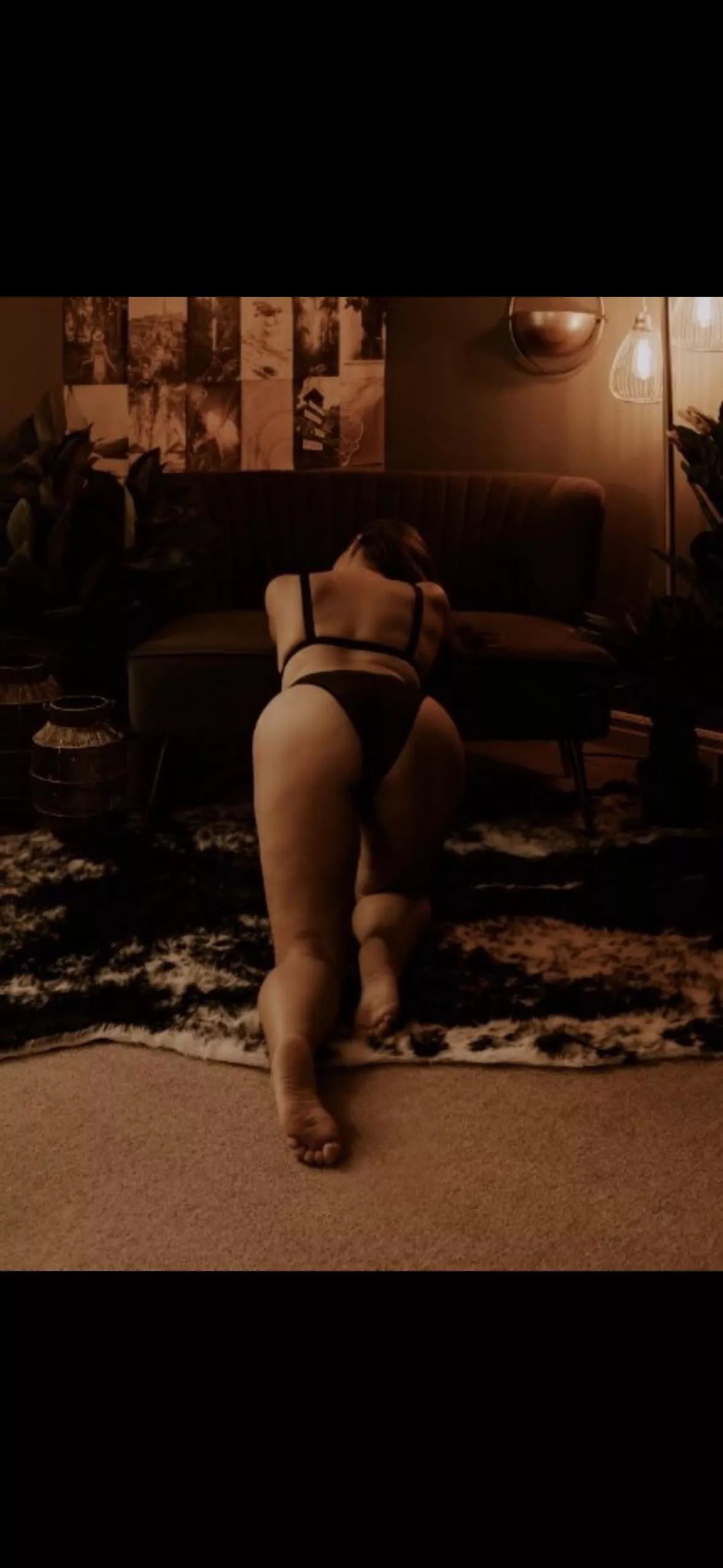 Looking 4 Exotic Masseuse    M/F4M Masseuse KW, Cambridge, Guelph