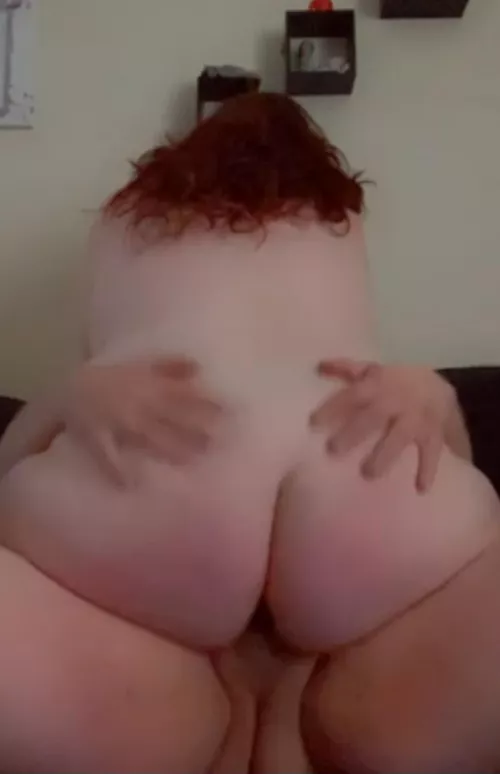 Not looking for anyone just wanna show off lol 