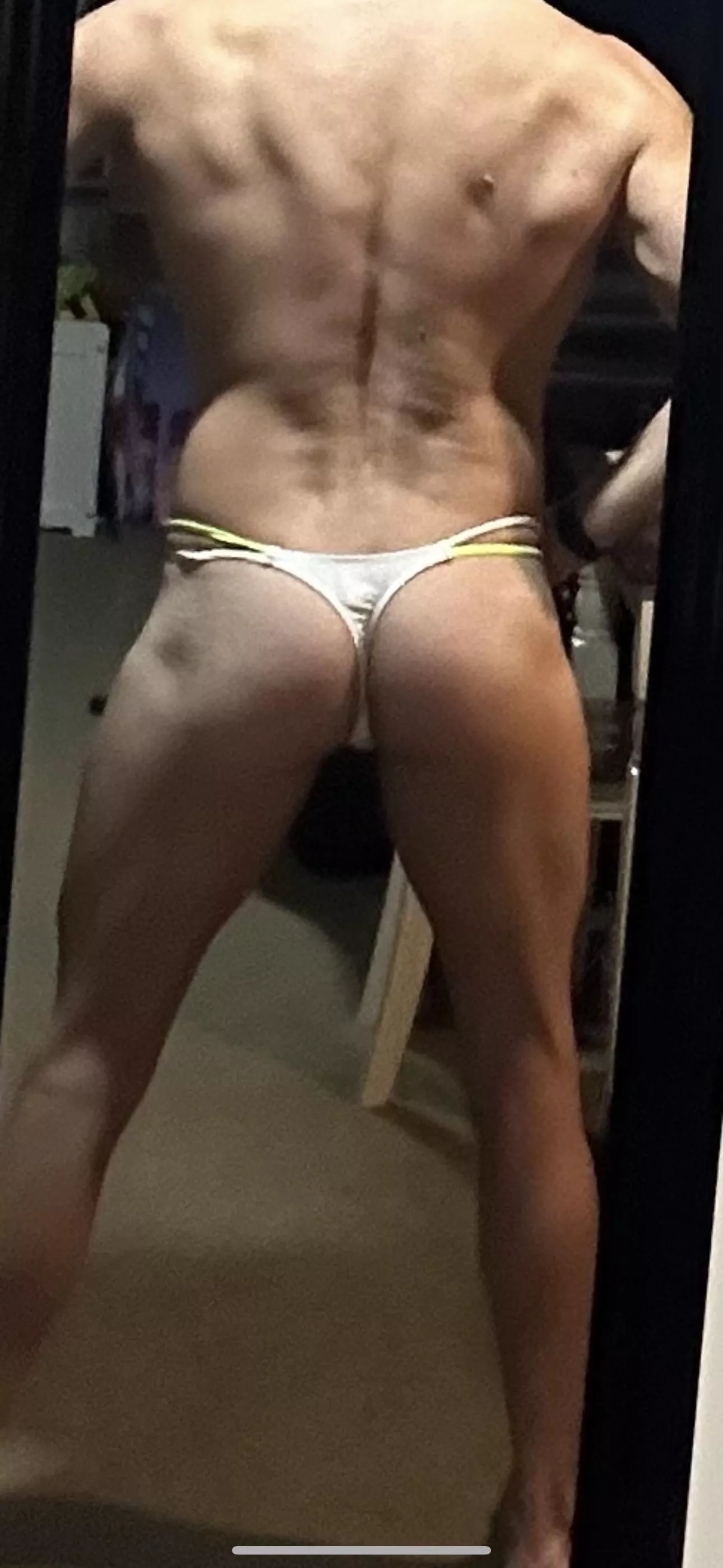 Pull my thong down 
