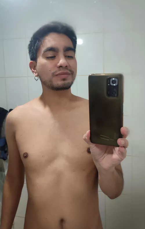 Selfie after shower 😊