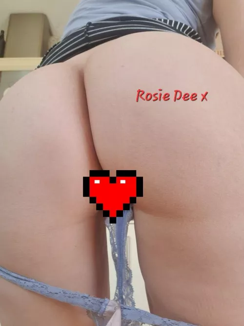 [Selling][UK] Lots of Worn wet panties available. Discreet fetish friendly service. Dm me to arrange.