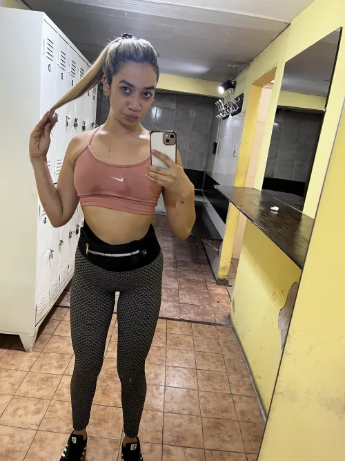 sexy croptop afternoon