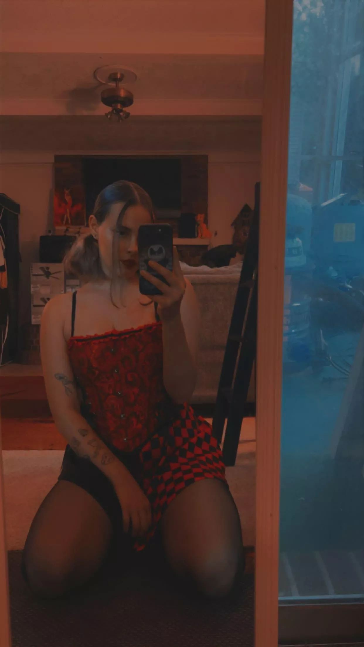 Tell me you love me 😘