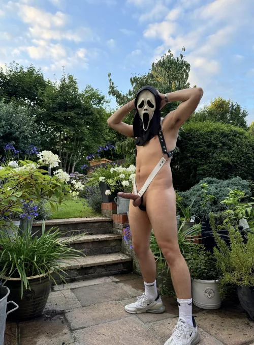 Thank you for all the birthday gifts… now let’s see what Ghostface can really make you do💸