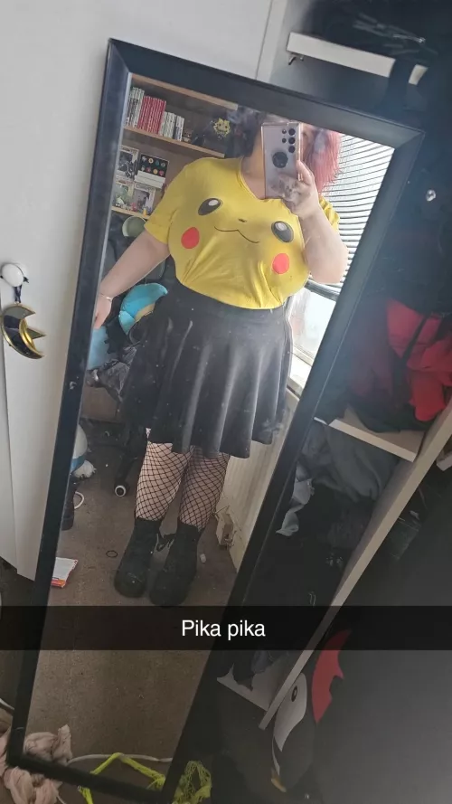 Wanna squeeze some cheeks ?