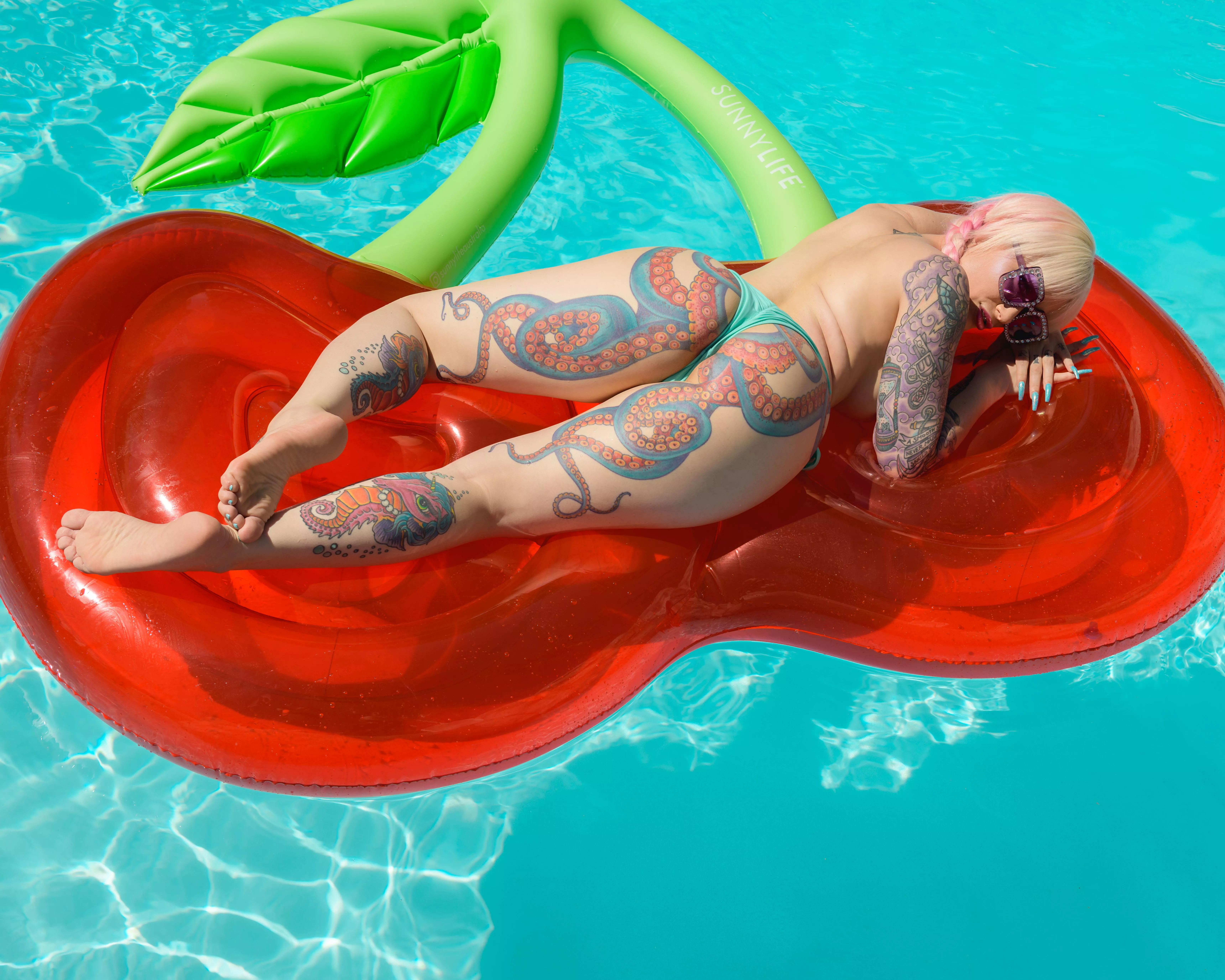 We need to start a club - iNKED HOLES UNiTED