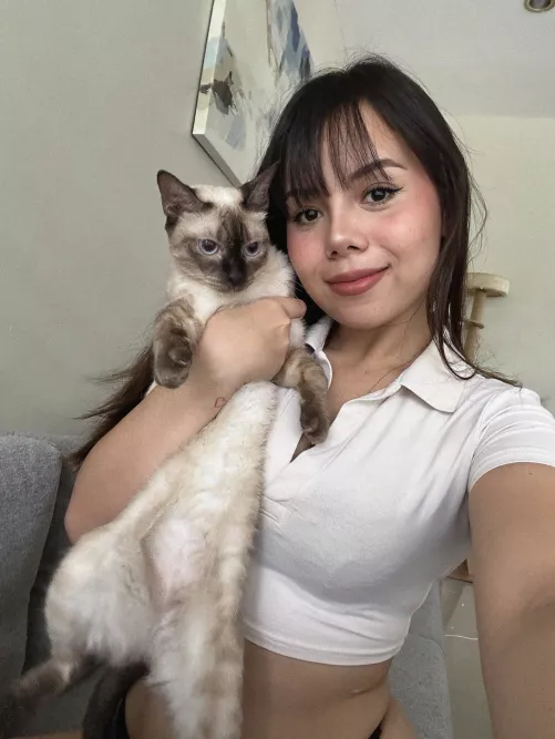 19 [F4M] Wanna play with my pussycat? You’ll love what you find