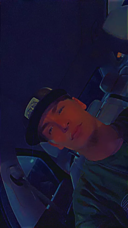 21m/21f looking for fun Savanah TN