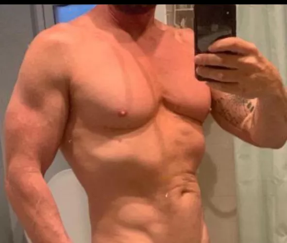 [42] [M4MF] - Fit, Fun, Experienced Lifestyle M - TONIGHT!