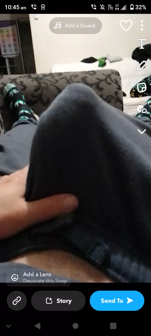 Any ladies want to fuck (m)