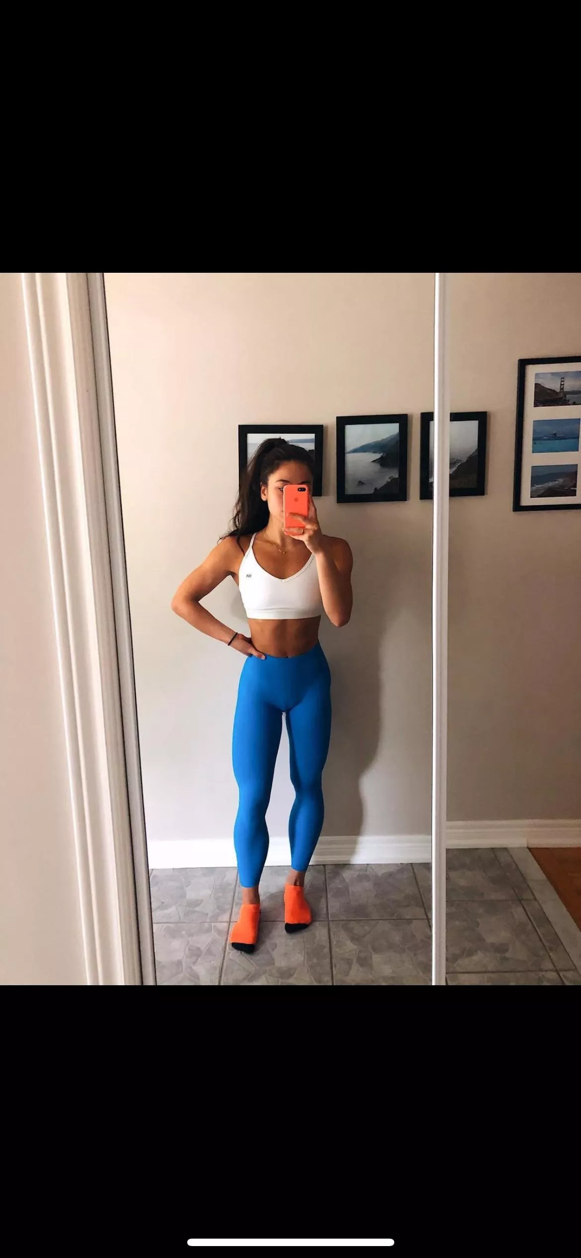 Colour scheme to see the outline of the camel toe and regular toes 😂🥰😉