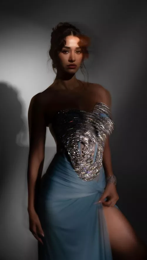 Has anyone here had the pleasure to see/meet Disha in real life?