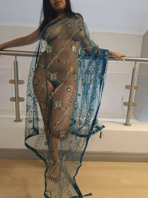 I bet we could have a fun sleepover [F] 