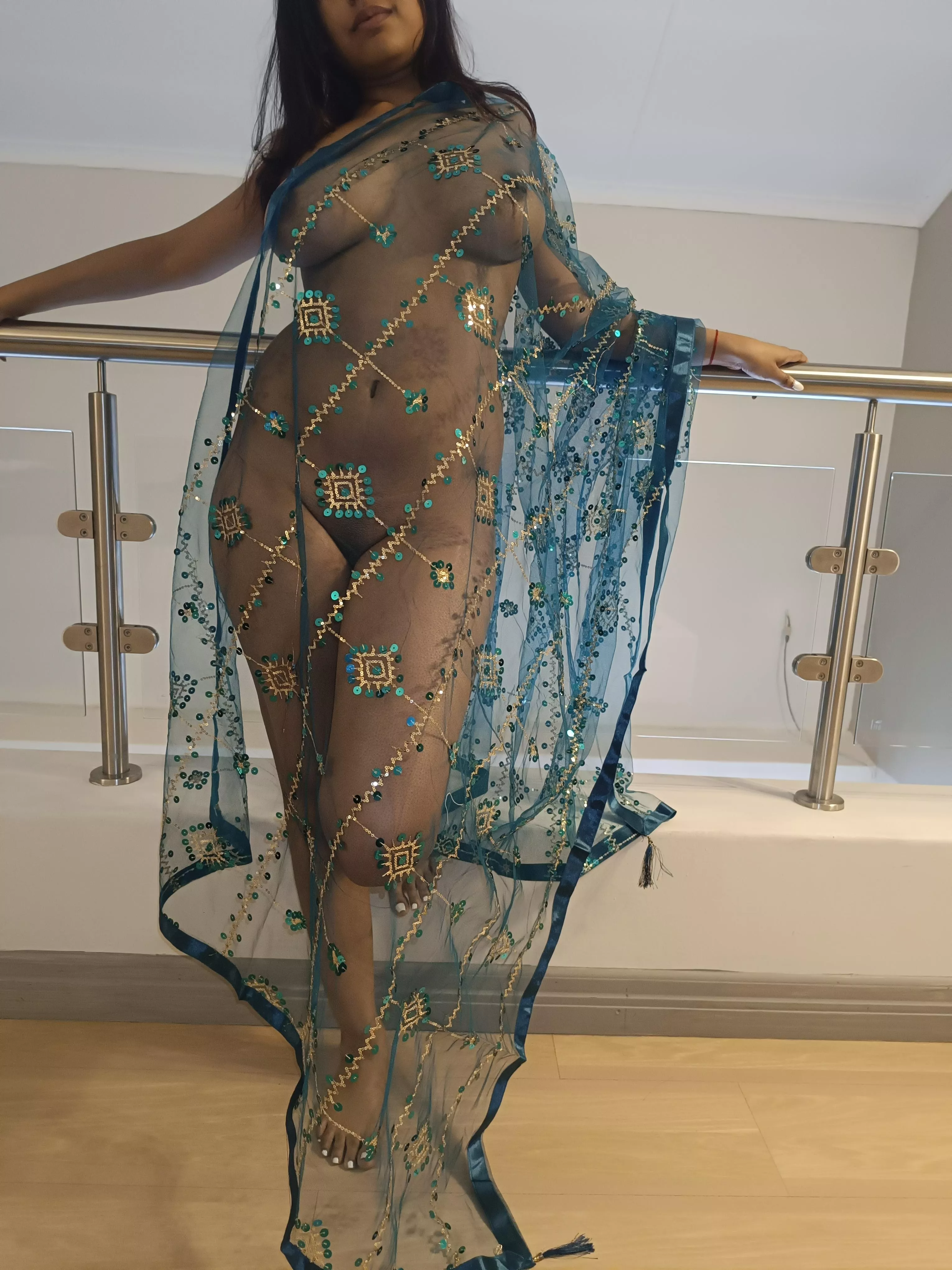 I bet we could have a fun sleepover [F] 