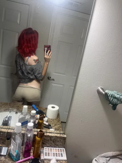 I like my hair pulled 😏