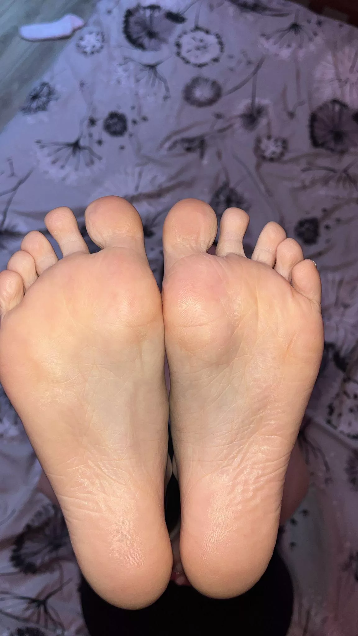 I wish I could rest my feet on your chest after a hard gym session! [OC]