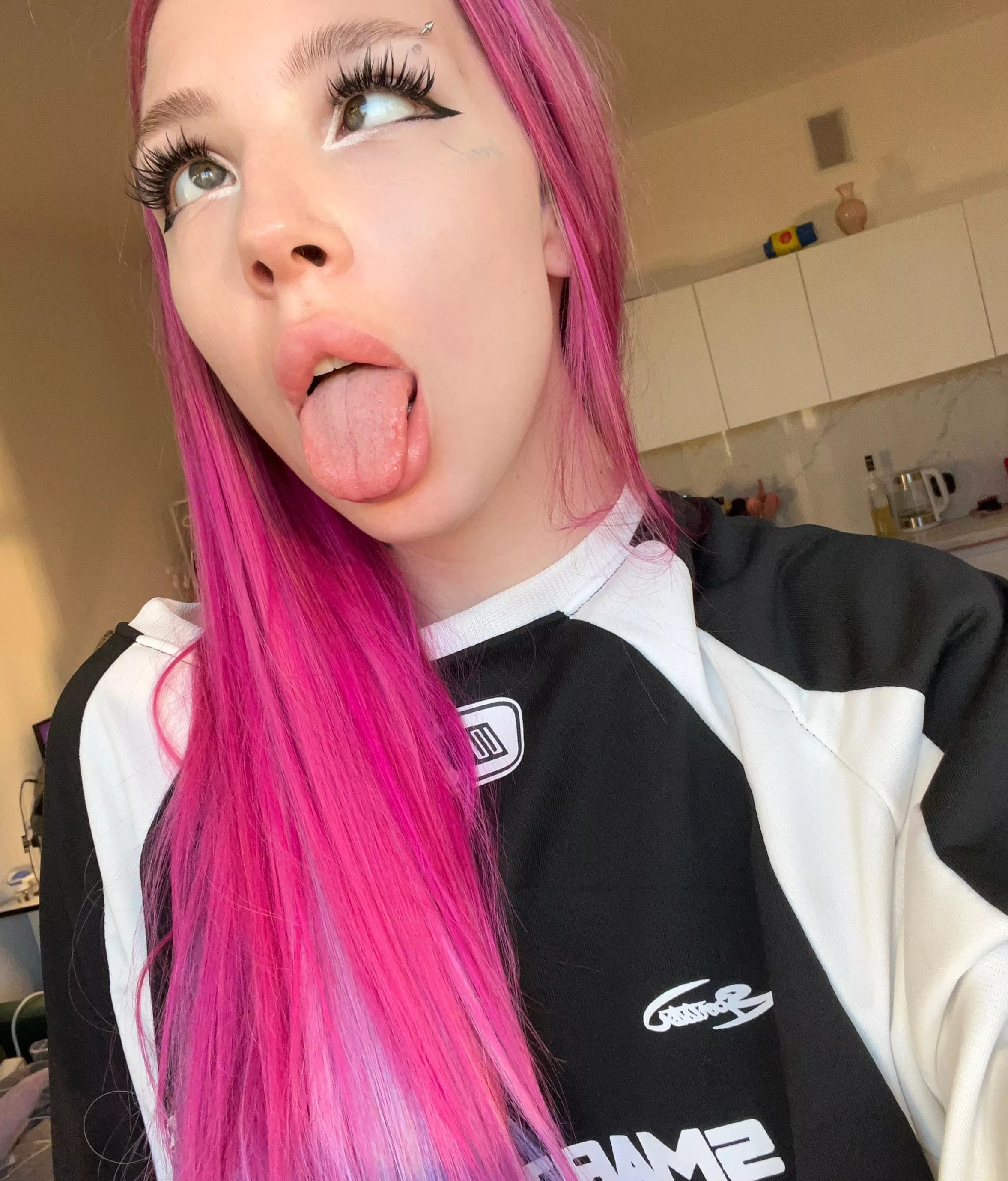 I'm a young and inexperienced girl. Teach me daddy