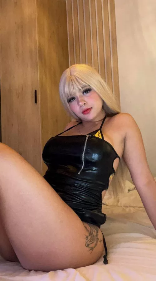 it feels like heaven when it hurts so bad, especially when you do it to a 18 year old in leather 