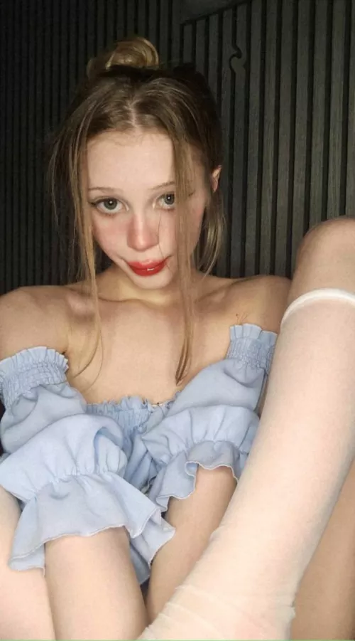 Looking for some action 👅