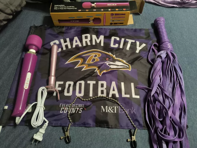 M4F Dom looking for a Sub for fun during the Ravens Game tonite