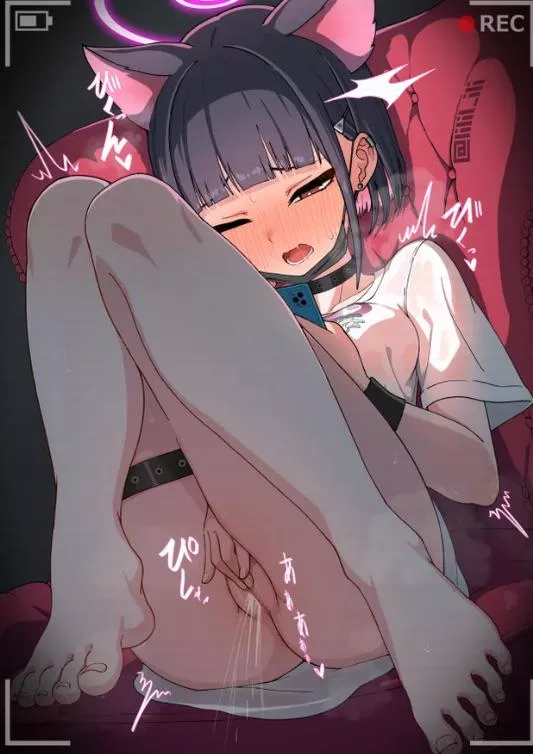 Need a good kitty like this to call my own and kiss all over~