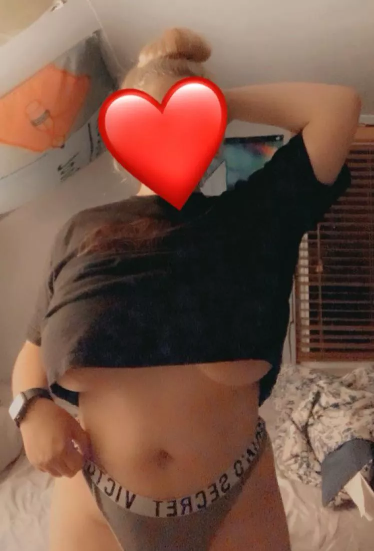 New loyal fans account, don’t be afraid to reach out for custom content 🤭