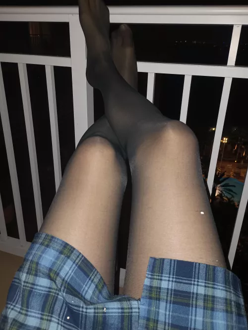 Popping in to say Hi! 