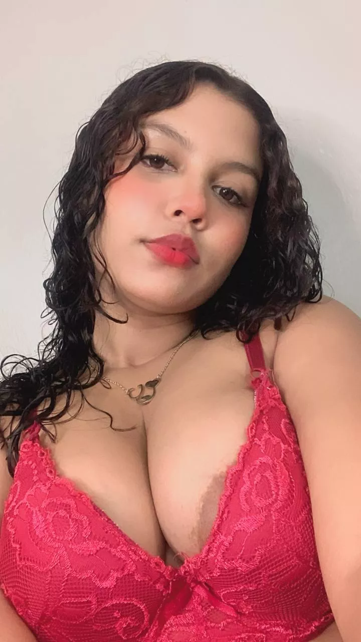 [Selling] Brunette who will make all your fantasies come true!! [SEXT] [CAM] [FET] [SUB] [RATE] [DOM] [GFE] [VID] [Fet]ish friendly - I offer breast milk, and much more!!