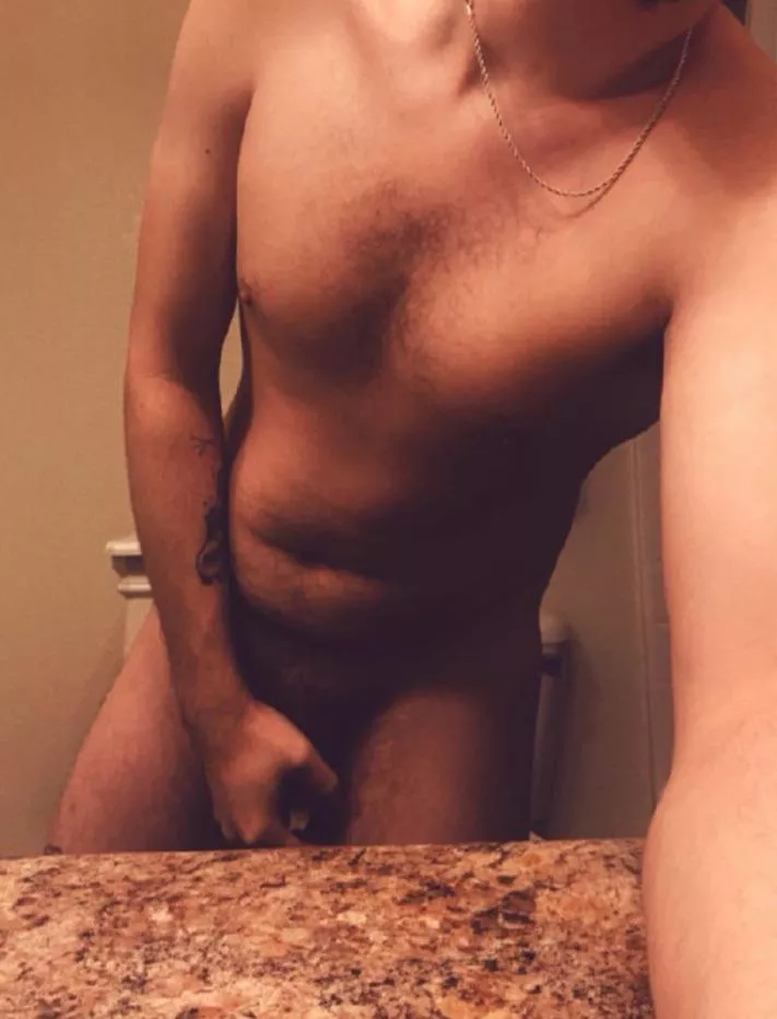 Subscribe to the new onlyfans😜35% off for the next 8 subscribers