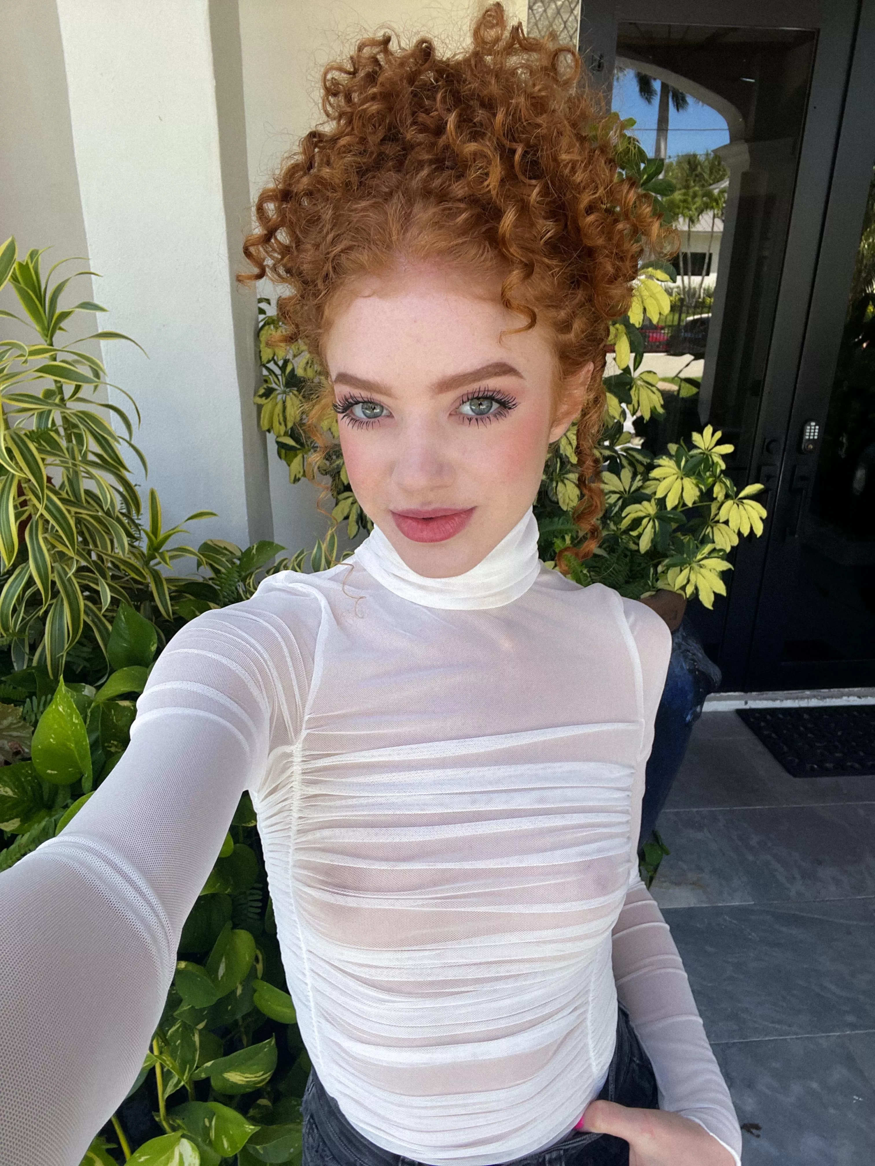 The prettiest petite redhead