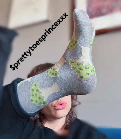 You get veggies. Alpha gets dessert 🤭💕