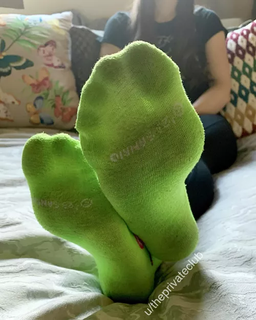 Your stinky sock queen! 💚