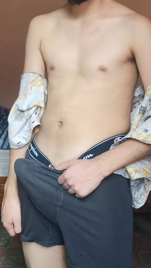 [22] anyone feel like peeking?