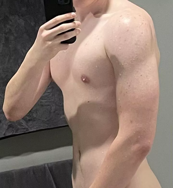 24[M4F / MF] 6’7” tall and athletic guy looking for couples. Experienced. #San Francisco 