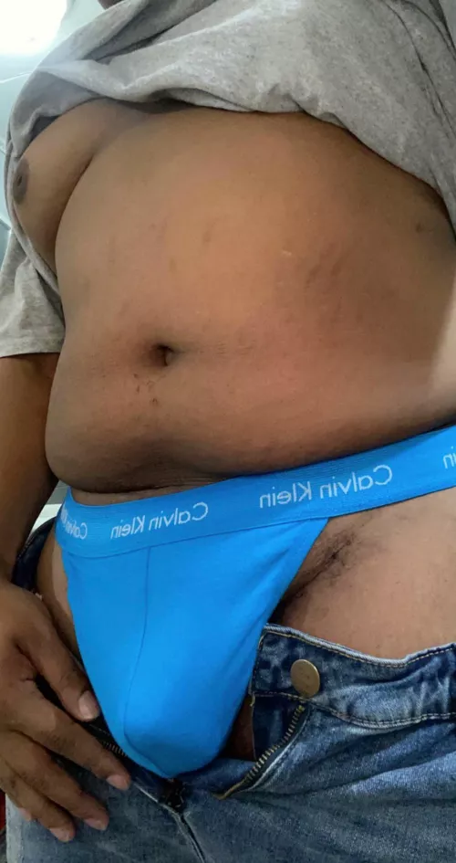 (26) seeking new texting buddies. HMU with a pic & your number