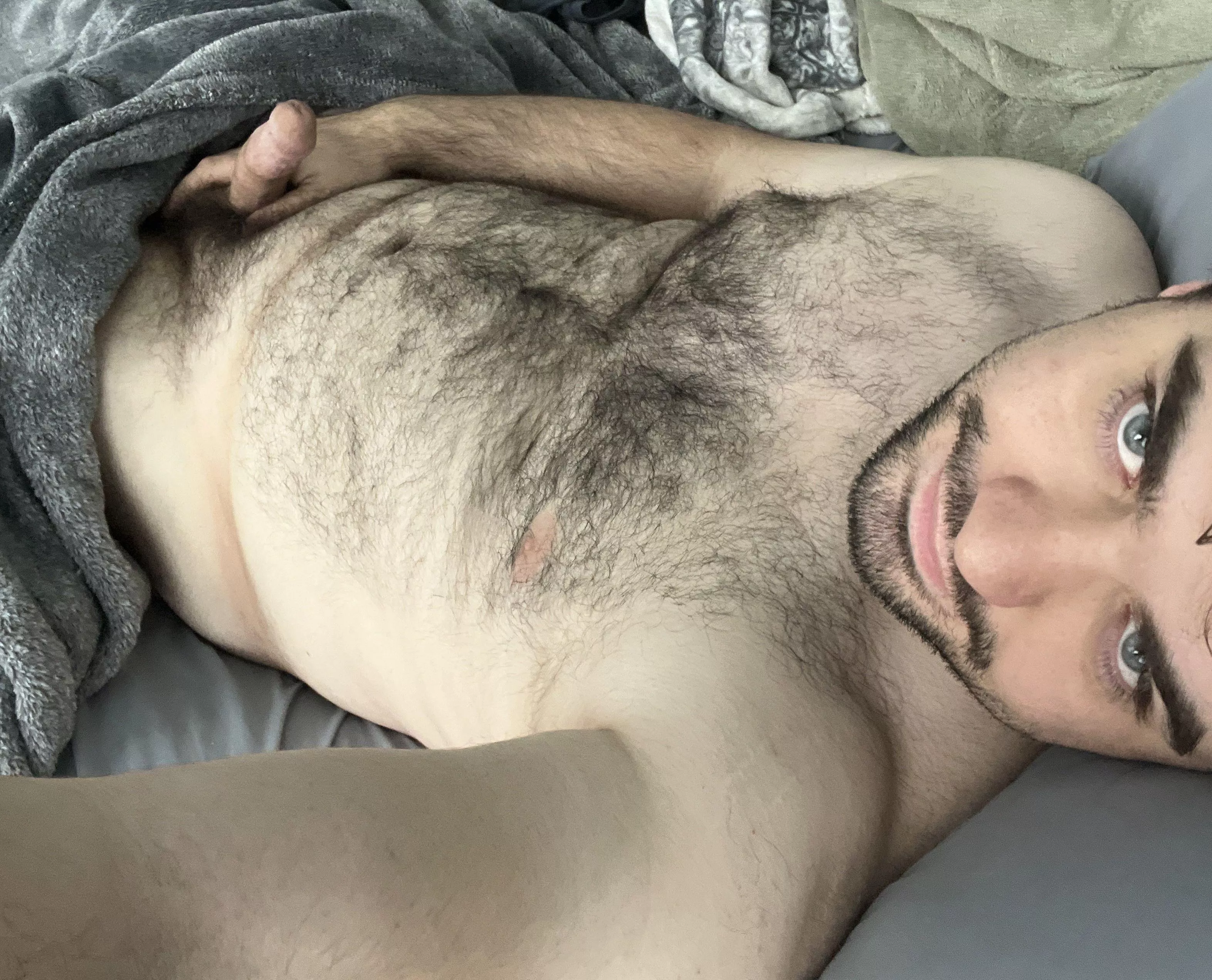 28 [M4F] [M4MF] 28 experienced kinkster. Looking to have some fun after a little break 