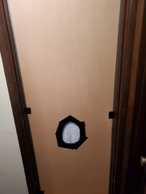 Blow and go gloryhole