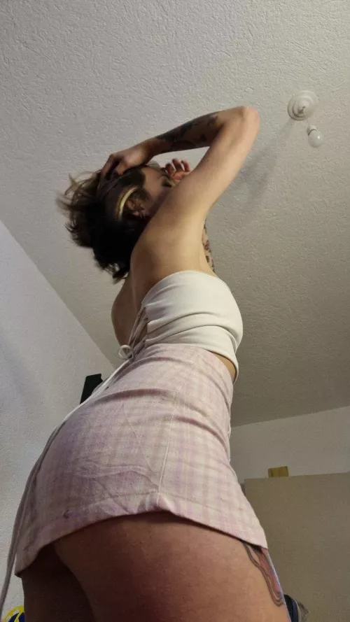 Does sucking dick well make girl a marriage material?
