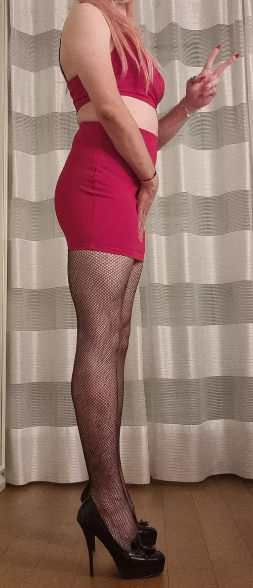 Dovrei trovare uno sugar daddy che mi vizi 🥰